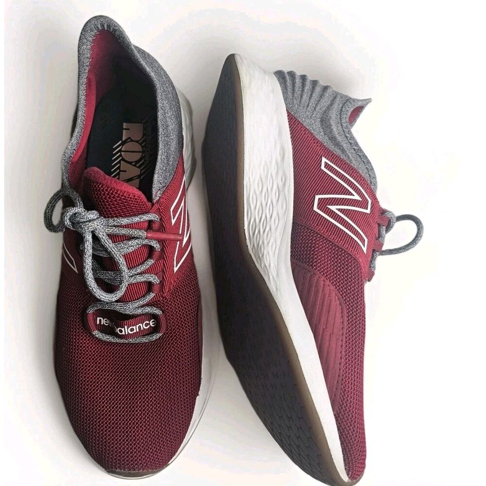 New Balance MEN'S Fresh Foam Roav Sneakers SZ 8 Dark Red/Grey Running Activewear